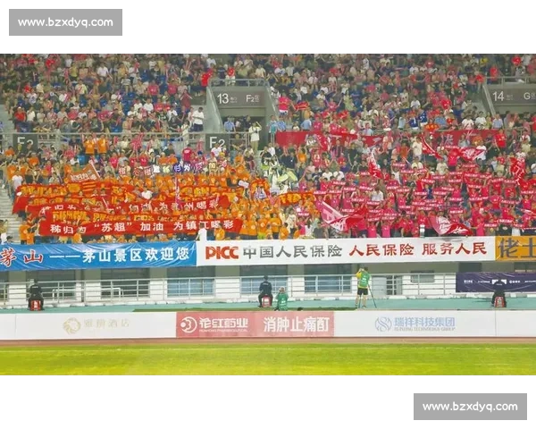 连云港苏超试训启动，重庆学子焦煜桀：跨越千里的足球梦